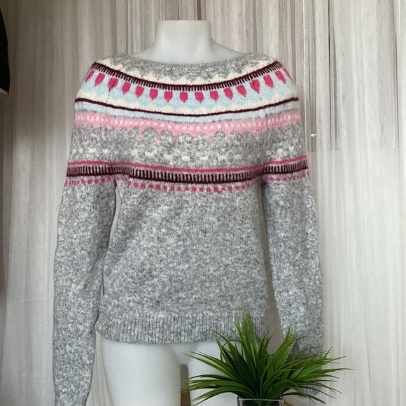 GAP Sweaters - Gap circular Fairisle sweater